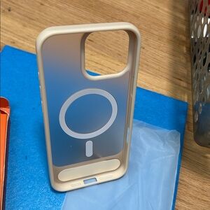 Tauri for iPhone 16 Pro Max desert